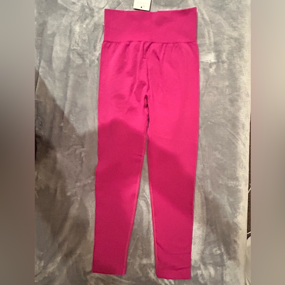 Halara UltraSculpt High Waist Scrunch Butt Lifting Tummy Control 7/8 Leggings S